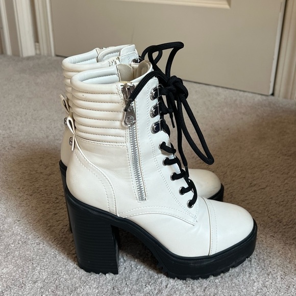 Guess Zipper Boots - Picture 3 of 4